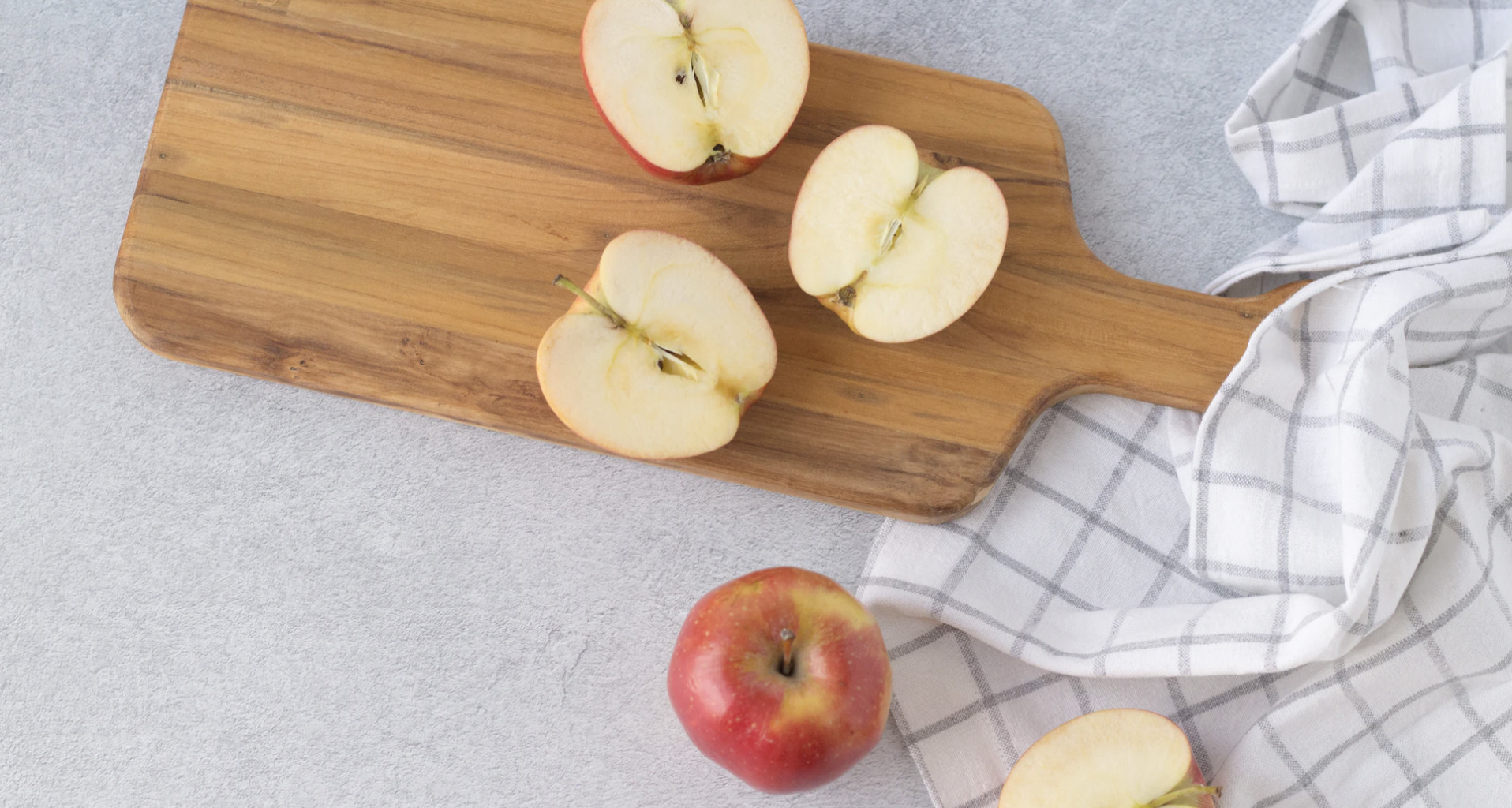 Apples cut up for a snack 